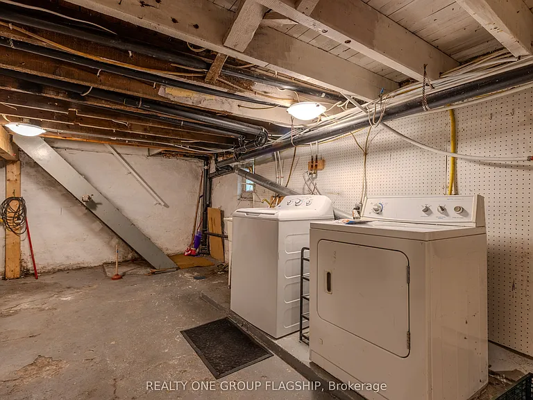 4774 3rd Ave — Photo 32