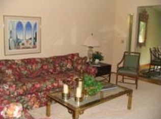 9413 Woodbridge Rd, Bloomington, MN 55438