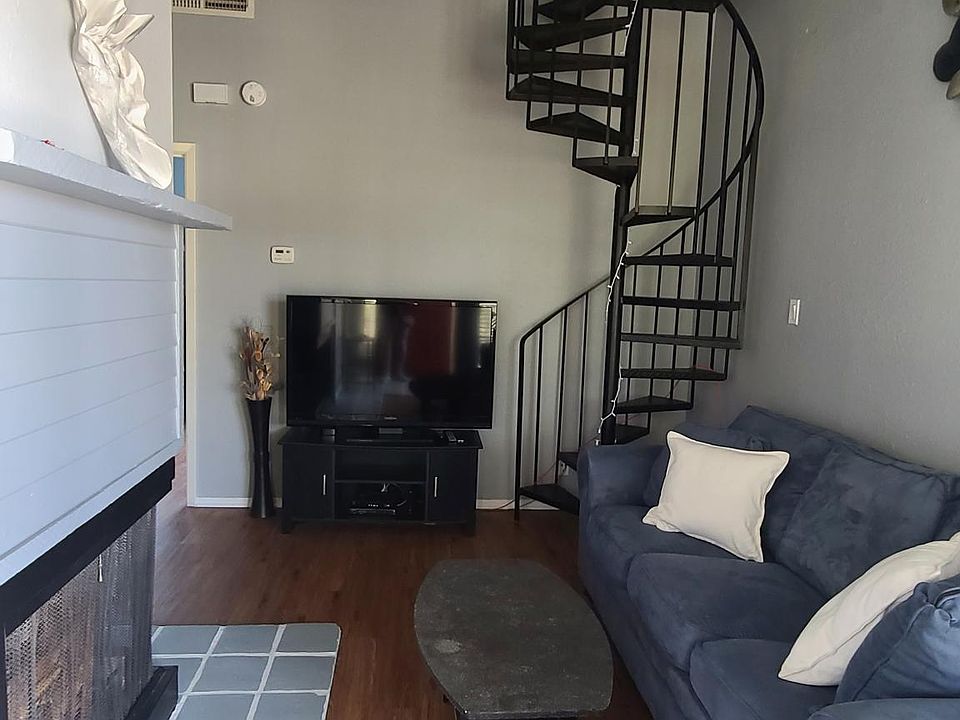 1st image of 303 W 35th St Unit 303