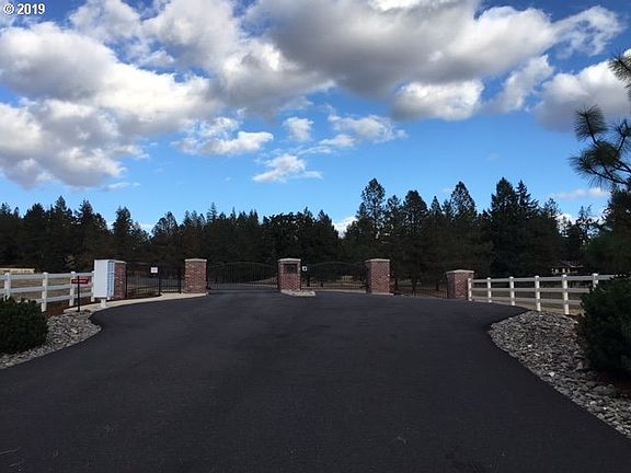 3rd image of 190 Jasmine Way #8