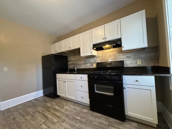 697-705 Conway, 697-705 E Conway St #699, Saint Paul, MN 55106