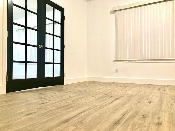 4th image of 121 N New Hampshire Ave APT 101
