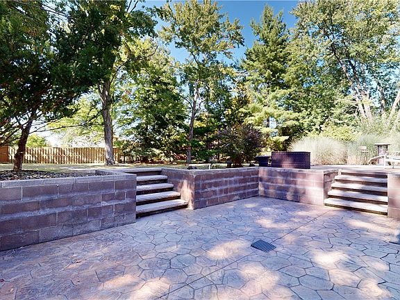 5th image of 18174 Fawn Cir