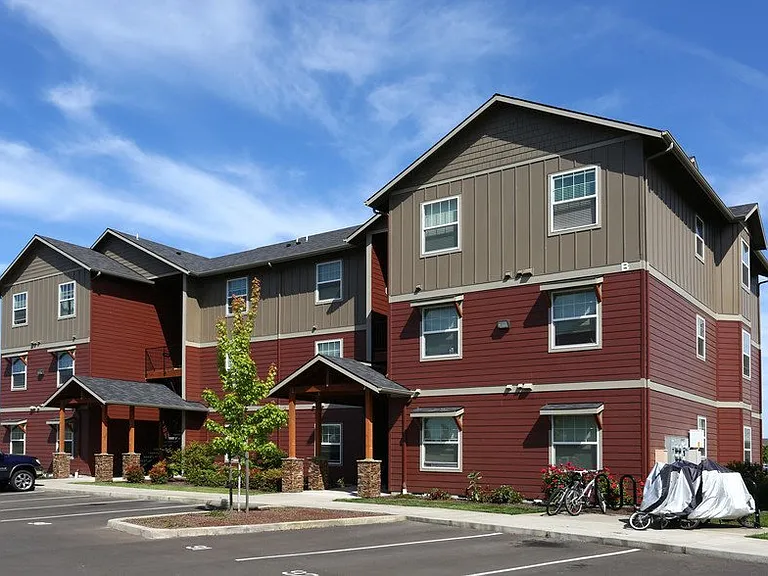 Now Leasing at The Lodges in Lebanon — Photo 14
