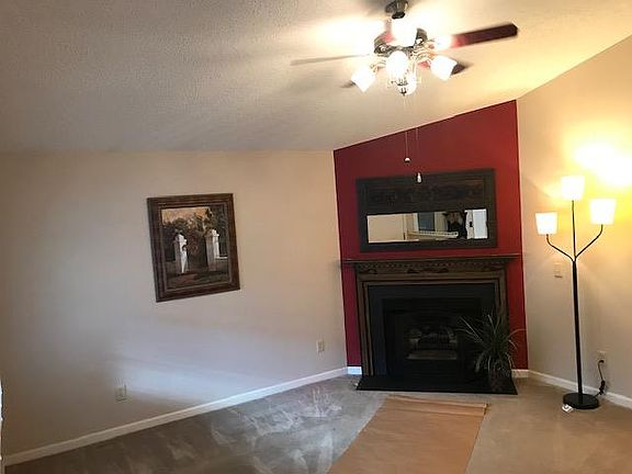 Living Room with Natural Gas Fireplace