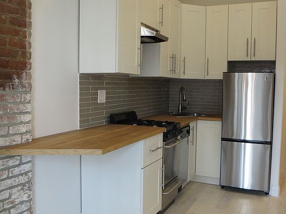 3rd image of 43 Carmine St APT 16