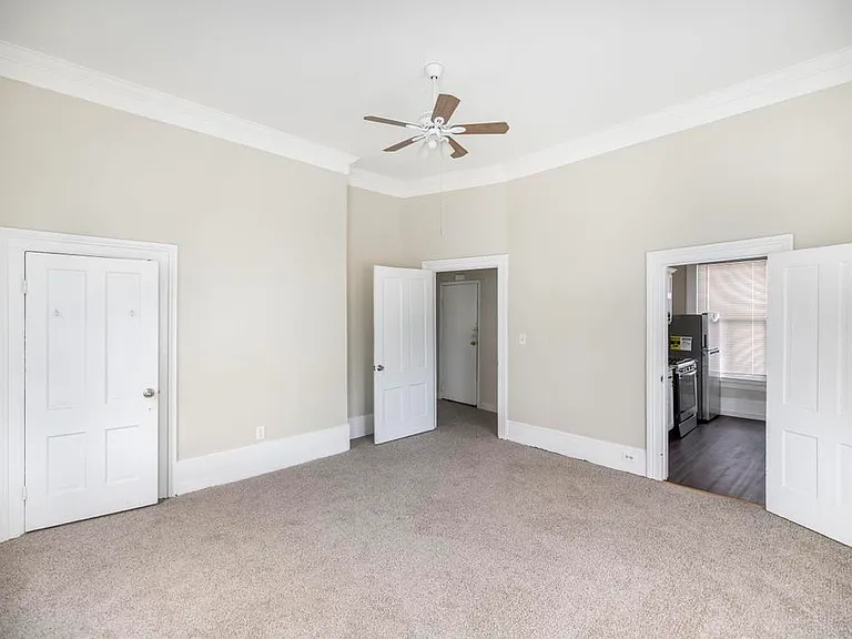 218 Orange St — Photo 3