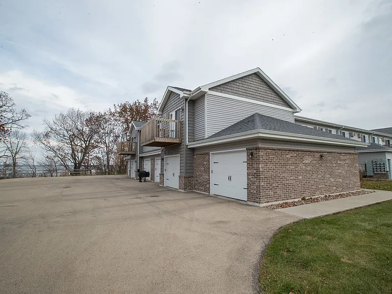228 Baker Blvd — Photo 30