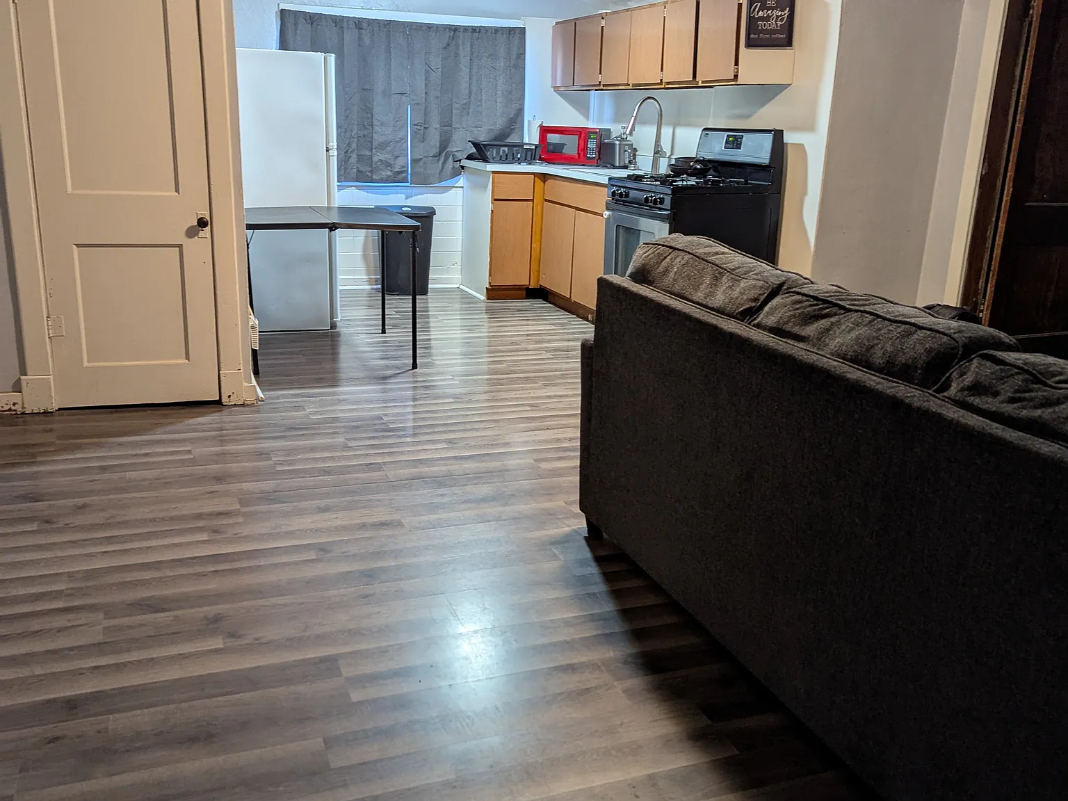 1 bed, 670 sqft, $1,000 — Photo 4