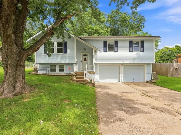 801 Mulberry St, Belton, MO 64012