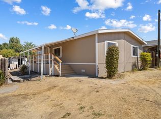266 E Gibbons Ave, Porterville, CA 93257