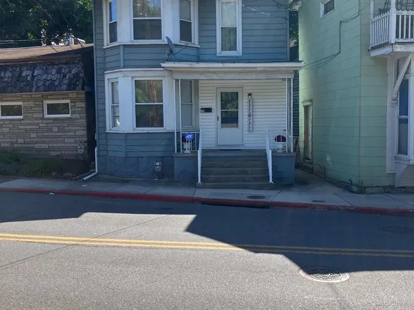 134 Main St, Westernport, MD 21562