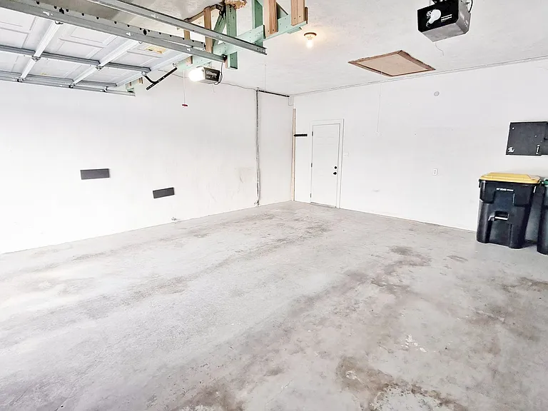 1170 Westminster Ave — Photo 51