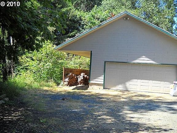 3rd image of 94072 Crystol Creek Ln