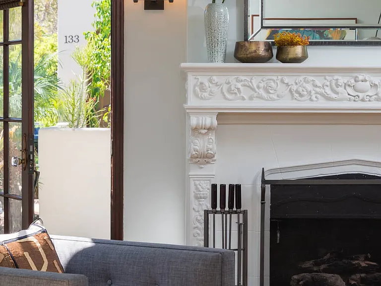 living room fire place (decorative- not useable)