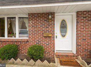 320 Hall St, Phoenixville, PA 19460