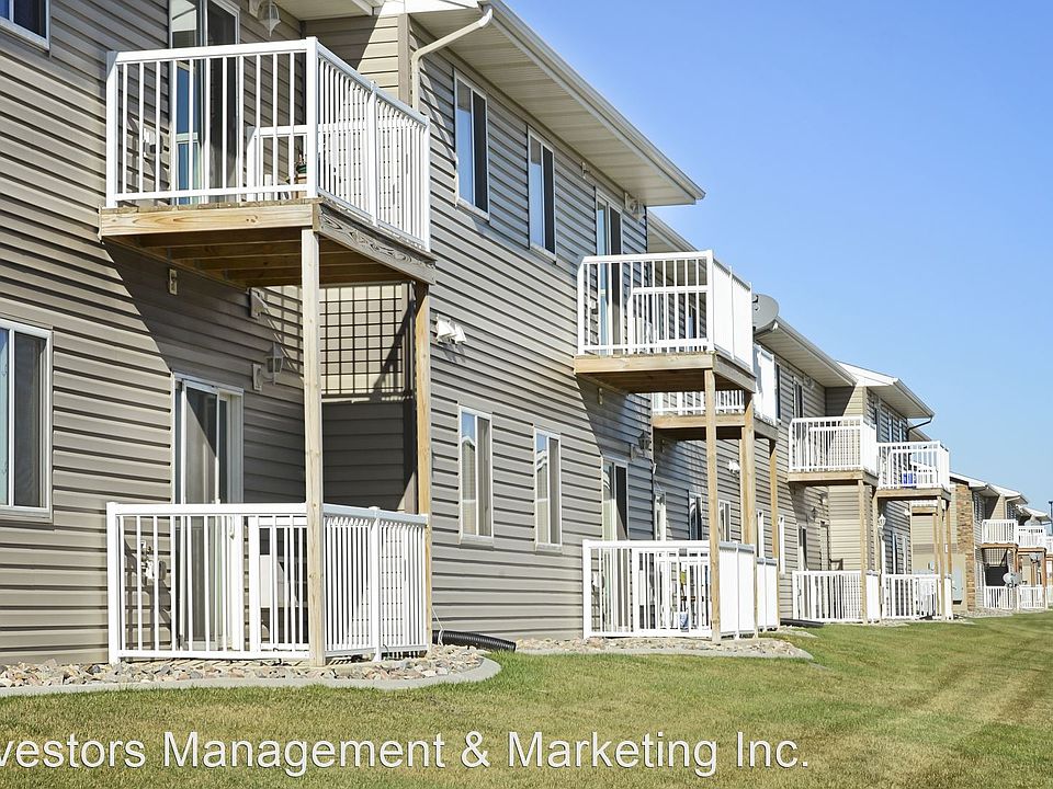1st image of 1 36th Ave NE #209