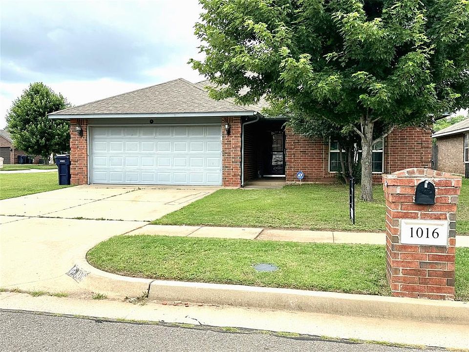 1st image of 1016 Westridge Dr