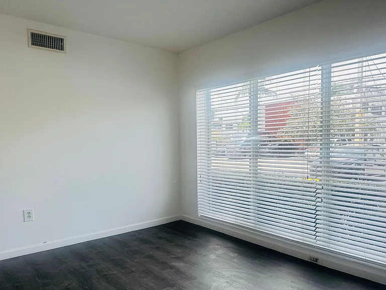 7291 Gary Ave #9 — Photo 6