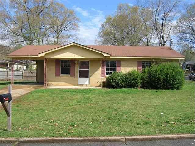 1st image of 15 Point O Woods Dr