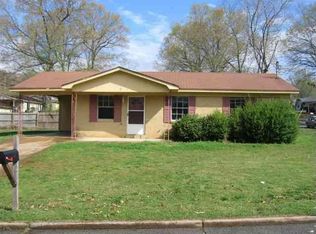 15 Point O Woods Dr, Jackson, TN 38301
