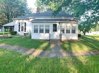 206 S West St, Mount Ayr, IA 50854