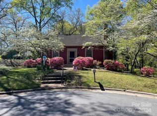 105 Edgewood Cir NE, Concord, NC 28025