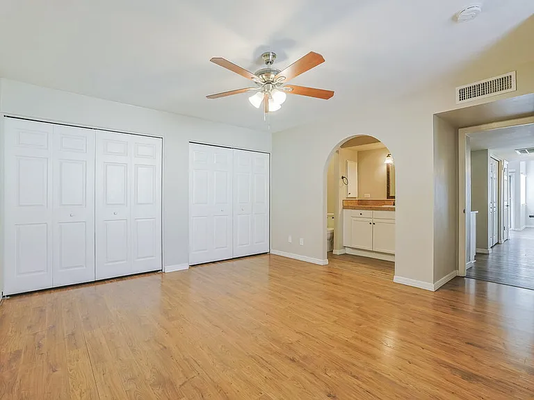 2243 E Forge Ave — Photo 10