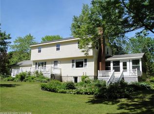 24 Lakeshore Dr, Winthrop, ME 04364