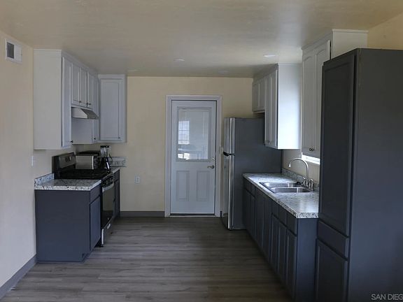 3rd image of 7021 Madrone Ave
