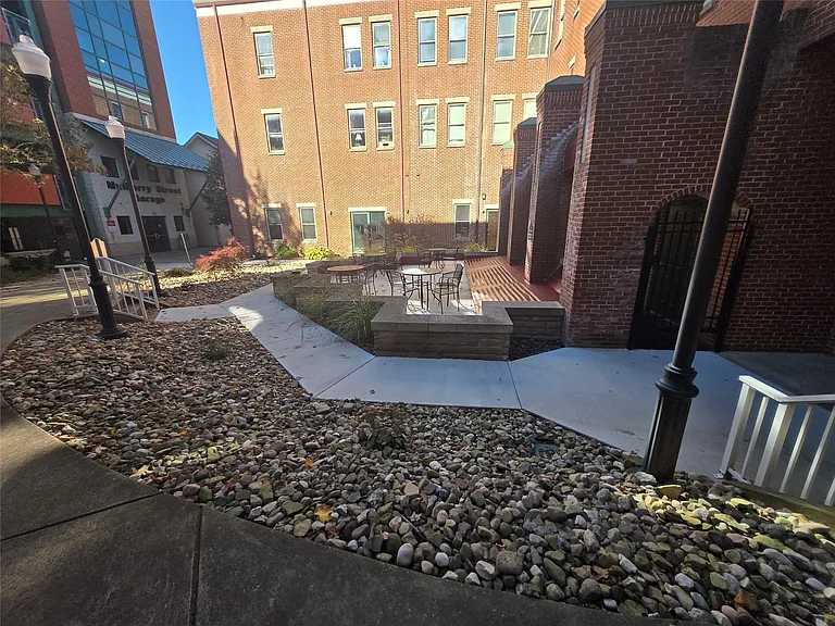 900 Market St #201 — Photo 13