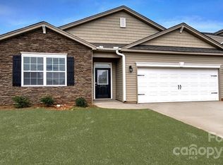 119 Lance Forest Rd, Fletcher, NC 28732