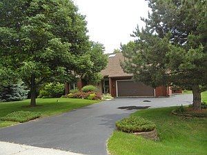 1st image of 6N245 Linden Ave