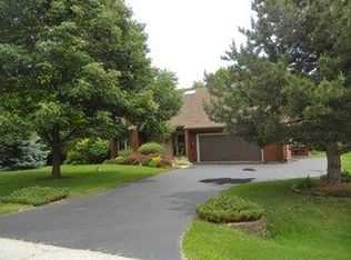 6N245 Linden Ave, Medinah, IL 60157