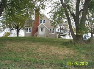 8618 Des Moines Rd, Breckenridge, MO 64625