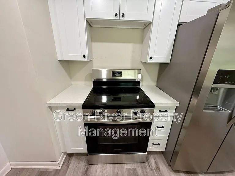 7398 Worthington Rd — Photo 10