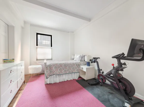 130 East 94th Street 1A image 3 of 10