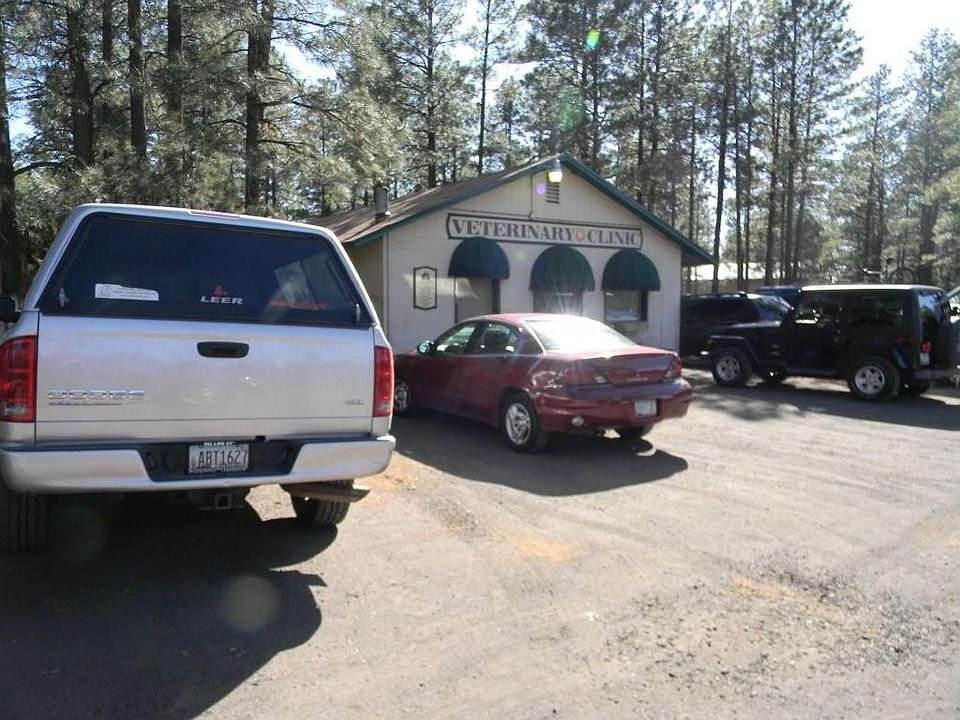 2nd image of 100 S Clark Rd