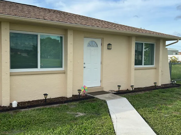 1123 NE 15th Ln #2, Cape Coral, FL 33909