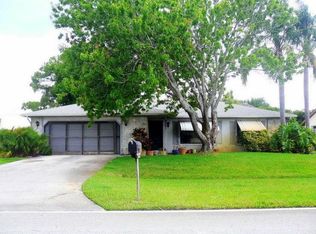 2551 SE Grand Dr, Port Saint Lucie, FL 34952