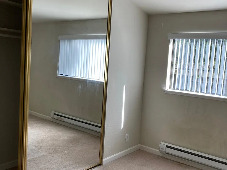 1011 Marcie Cir — Photo 7
