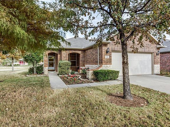 2nd image of 888 Bay Harbor Ln