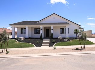 851 W Copperstone Dr, Saint George, UT 84790