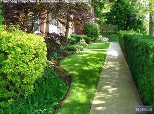 275 Grand Ave #13A-25, Englewood, NJ 07631