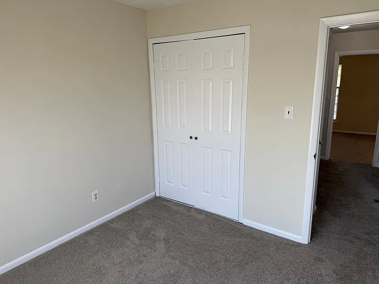 629 Counselor Sq — Photo 23