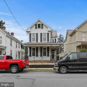 381 E Liberty St, Chambersburg, PA, 17201