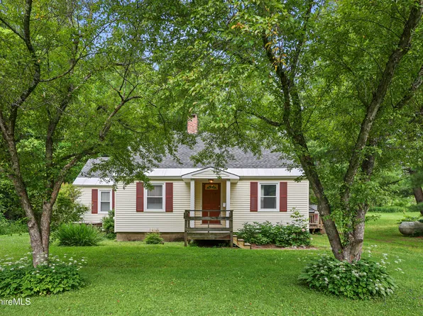 787 Churchill St, Pittsfield, MA 01201