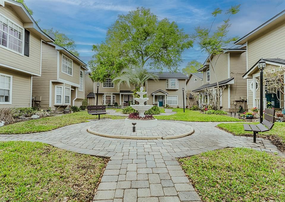 1st image of 6030 SCOTCHWOOD GLEN #103