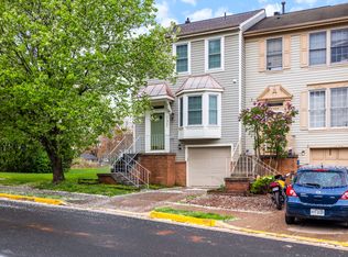 21967 Greentree Ter, Sterling, VA 20164