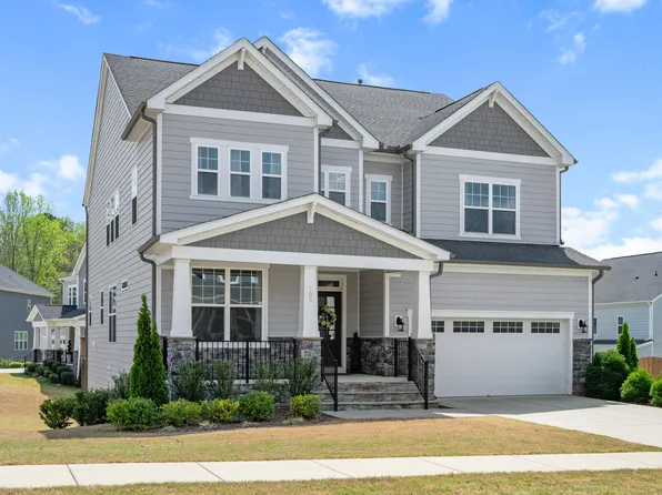 105 Smoky Emerald Way, Holly Springs, NC 27540